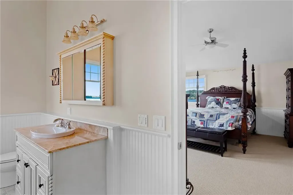 169 Narragansett Boulevard Portsmouth RI 02871