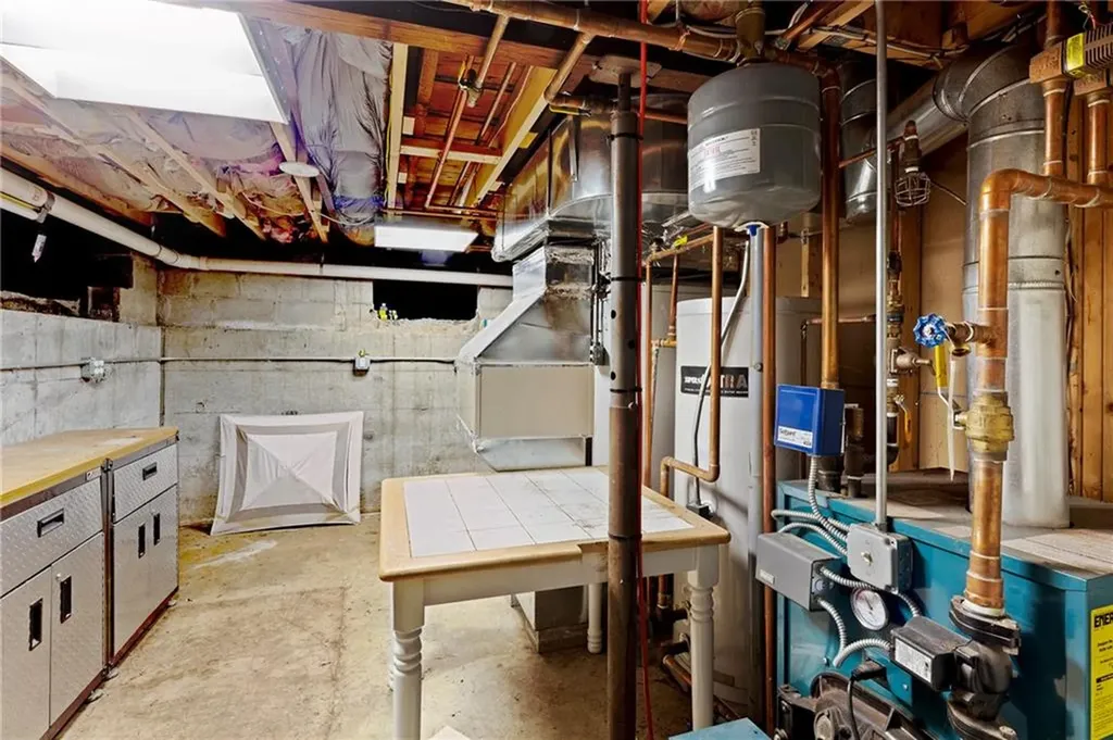 169 Narragansett Boulevard Portsmouth RI 02871