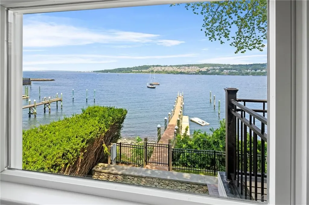 169 Narragansett Boulevard Portsmouth RI 02871