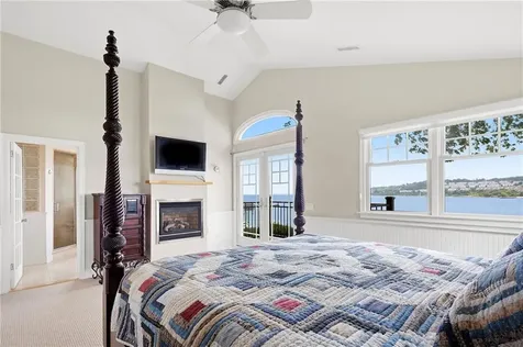 169 Narragansett Boulevard Portsmouth RI 02871