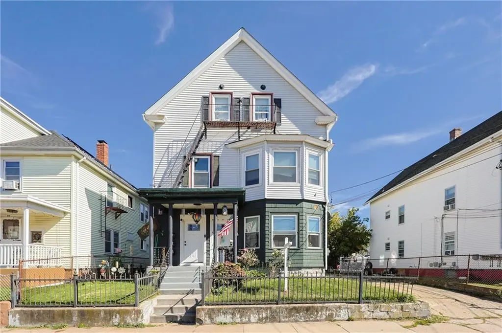 97 Greene Street Pawtucket RI 02860