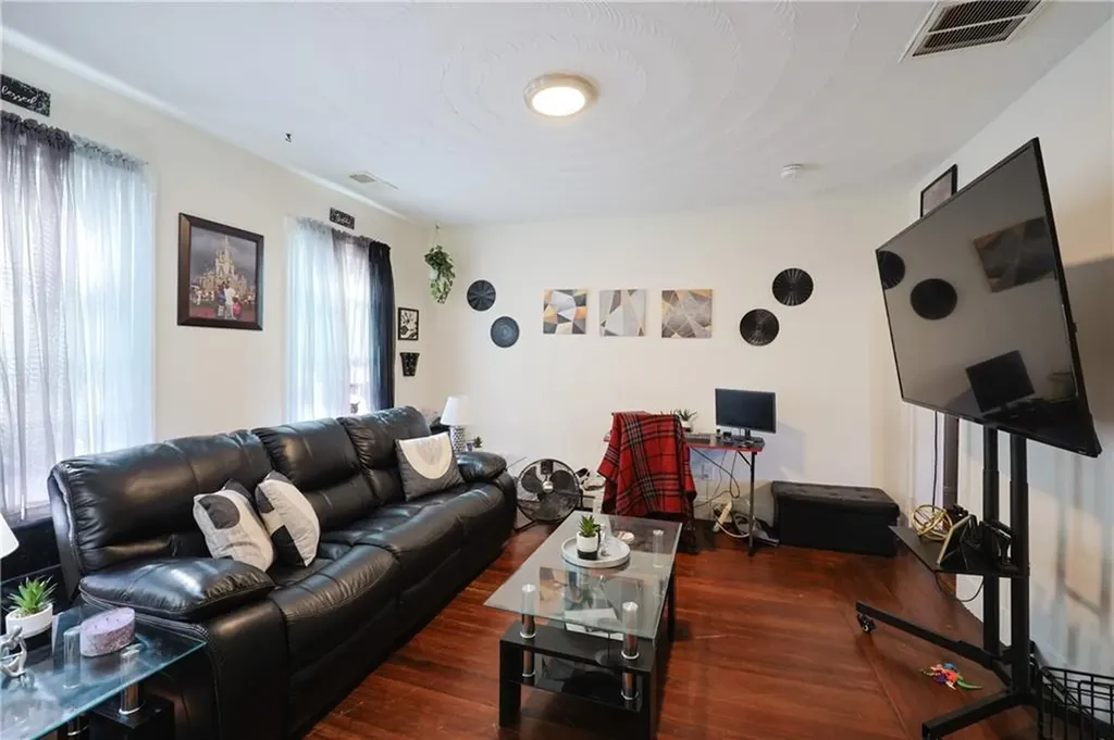 97 Greene Street Pawtucket RI 02860