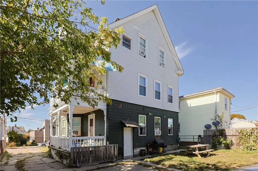 97 Greene Street Pawtucket RI 02860