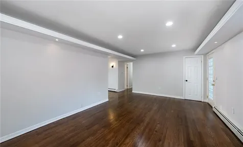 5 Patricia Avenue North Smithfield RI 02896