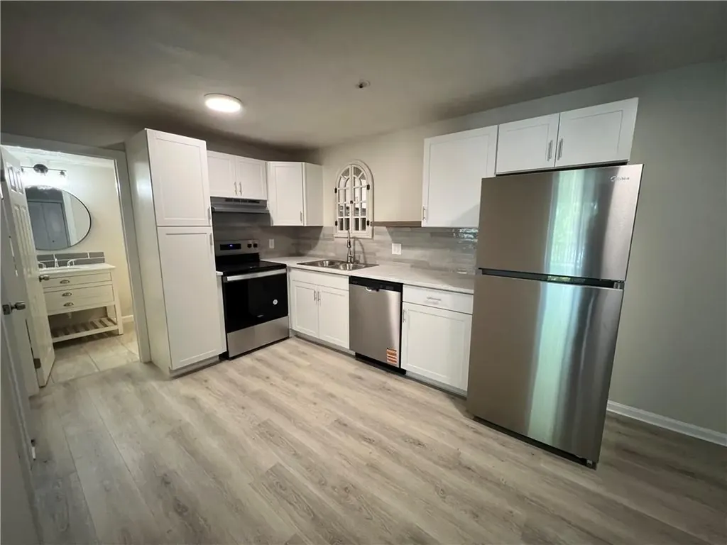 1190 Charles Street North Providence RI 02904