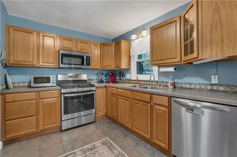 51 Franca Drive Bristol RI 02809