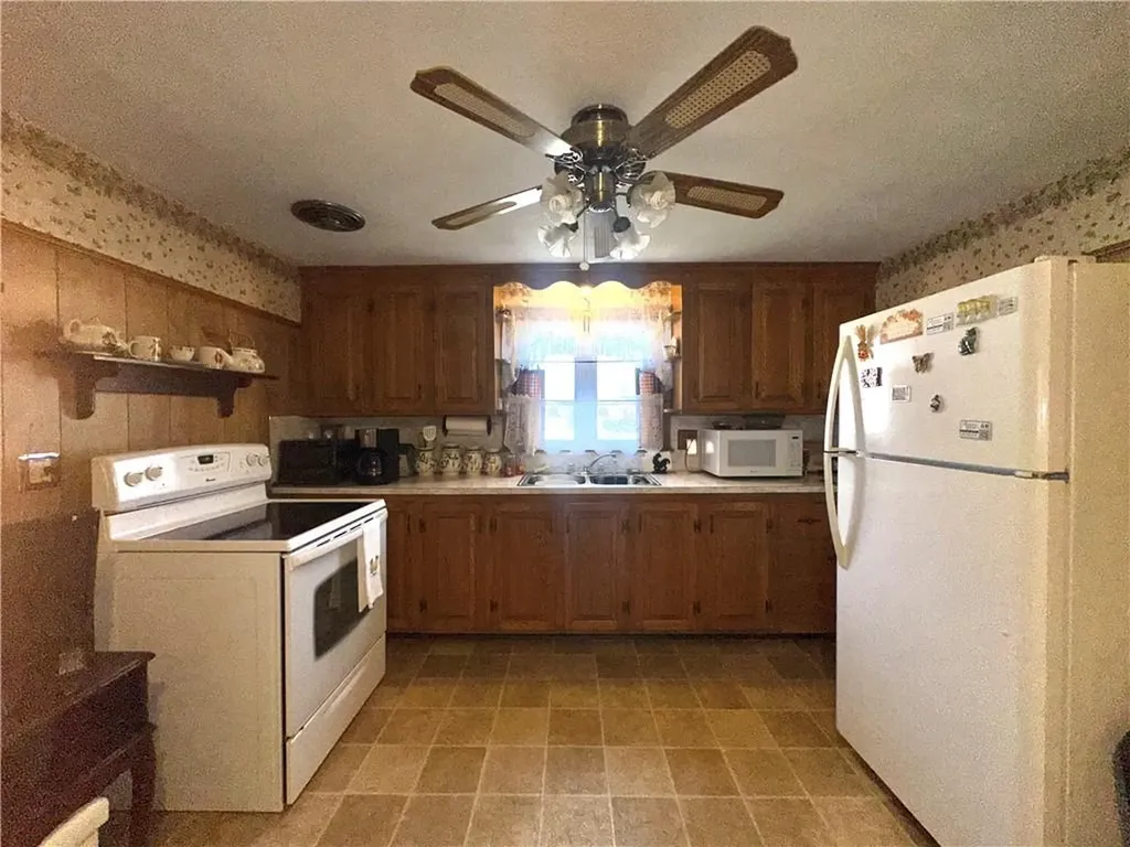 75 Kelly Street Lincoln RI 02865