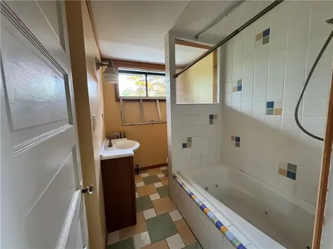 134 Olney Avenue North Providence RI 02911