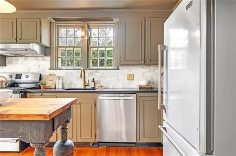 603 East Avenue Pawtucket RI 02860