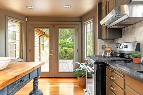 603 East Avenue Pawtucket RI 02860