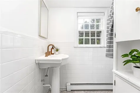 603 East Avenue Pawtucket RI 02860