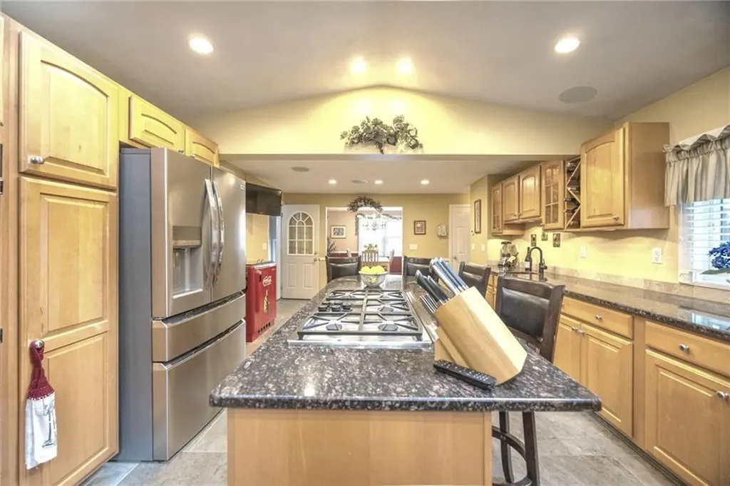 9 Patricia Drive North Providence RI 02904