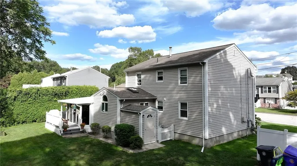 9 Patricia Drive North Providence RI 02904