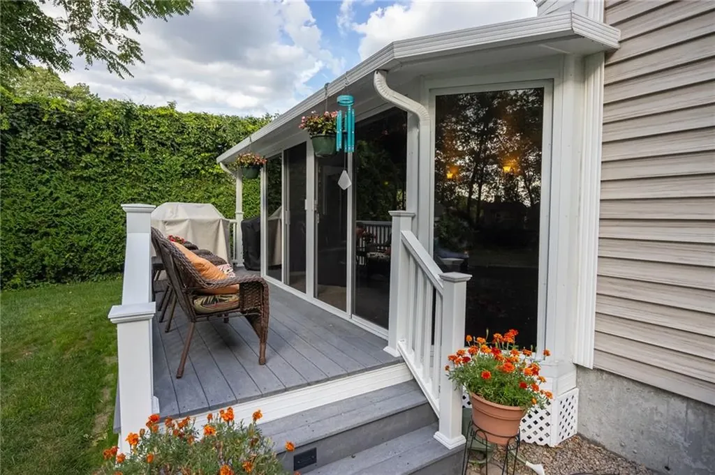 9 Patricia Drive North Providence RI 02904