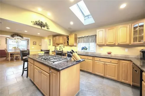 9 Patricia Drive North Providence RI 02904