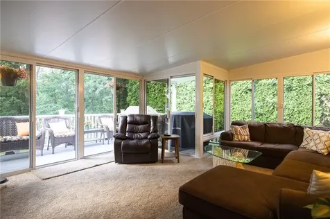 9 Patricia Drive North Providence RI 02904