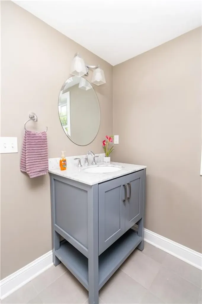 59 Camden Lane Cranston RI 02921