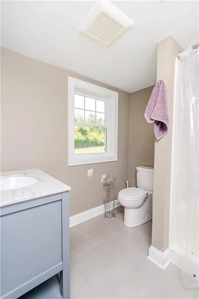 59 Camden Lane Cranston RI 02921