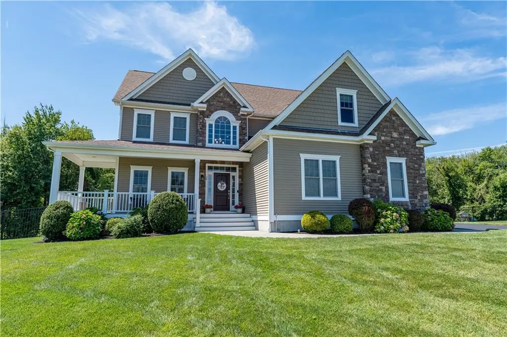 59 Camden Lane Cranston RI 02921