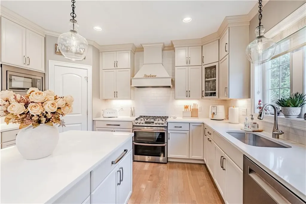 59 Camden Lane Cranston RI 02921