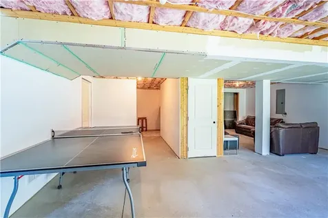 59 Camden Lane Cranston RI 02921