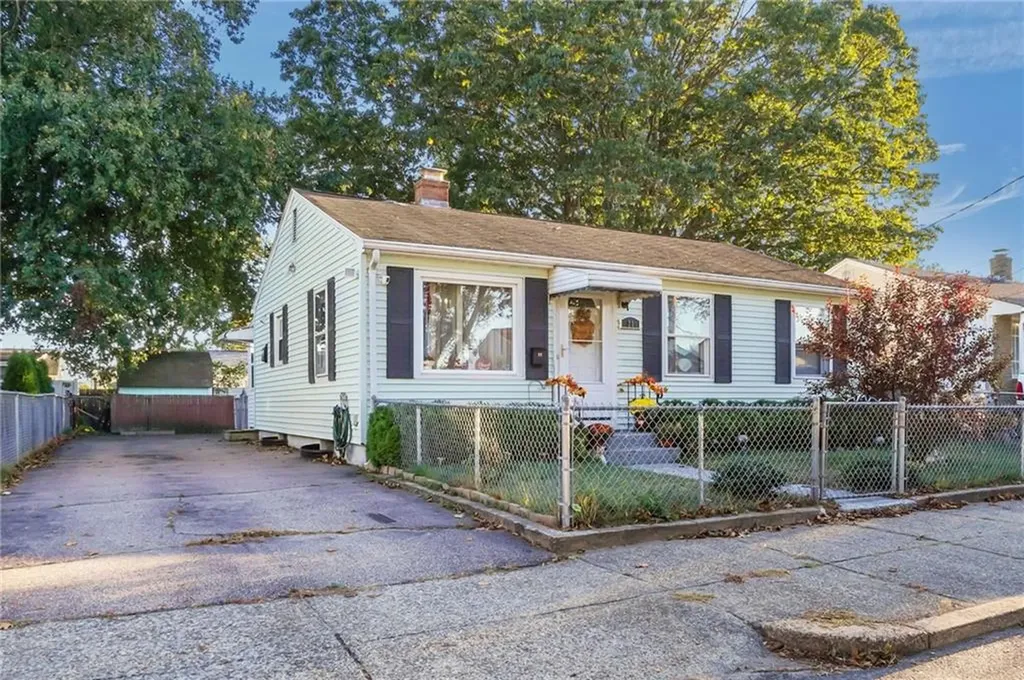 21 Polo Street Pawtucket RI 02860