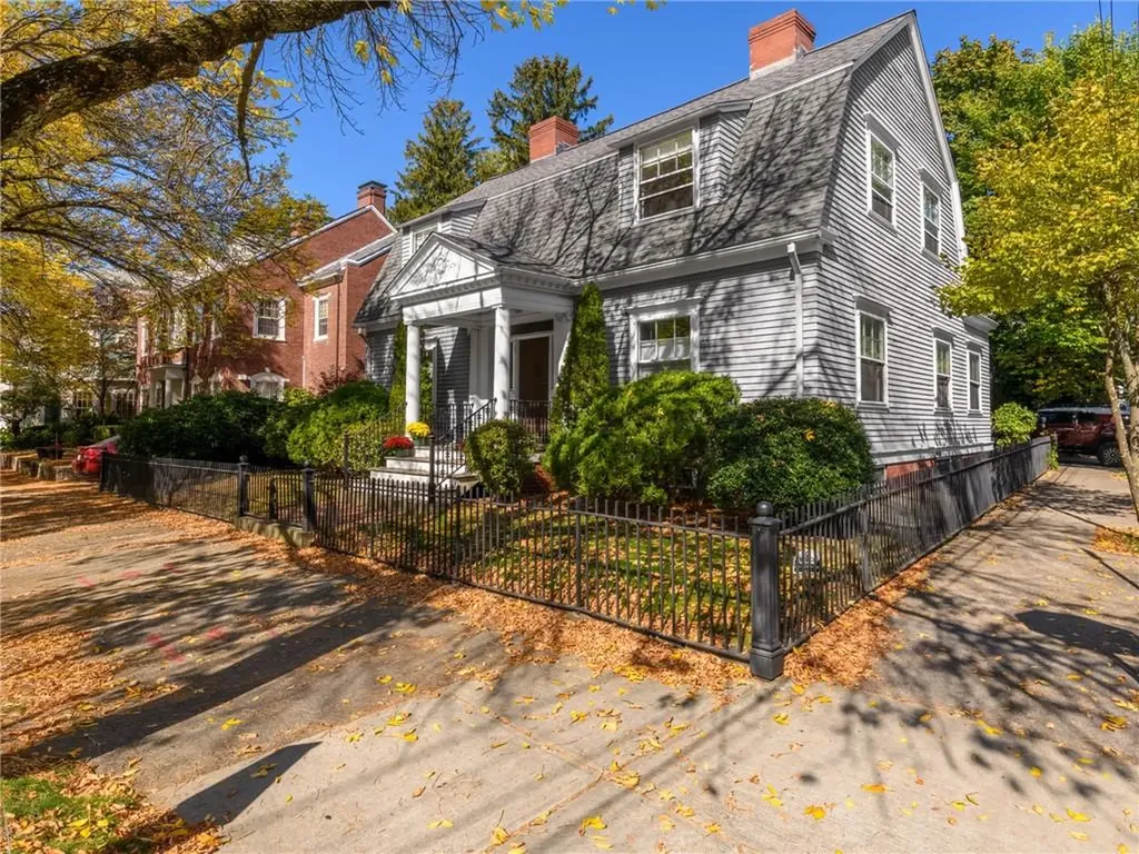 260 Bowen Street Providence RI 02906