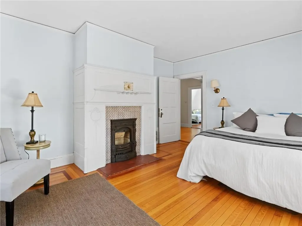 260 Bowen Street Providence RI 02906