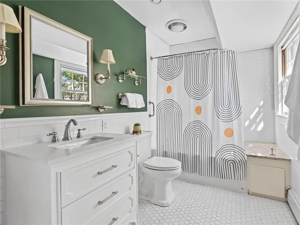 260 Bowen Street Providence RI 02906