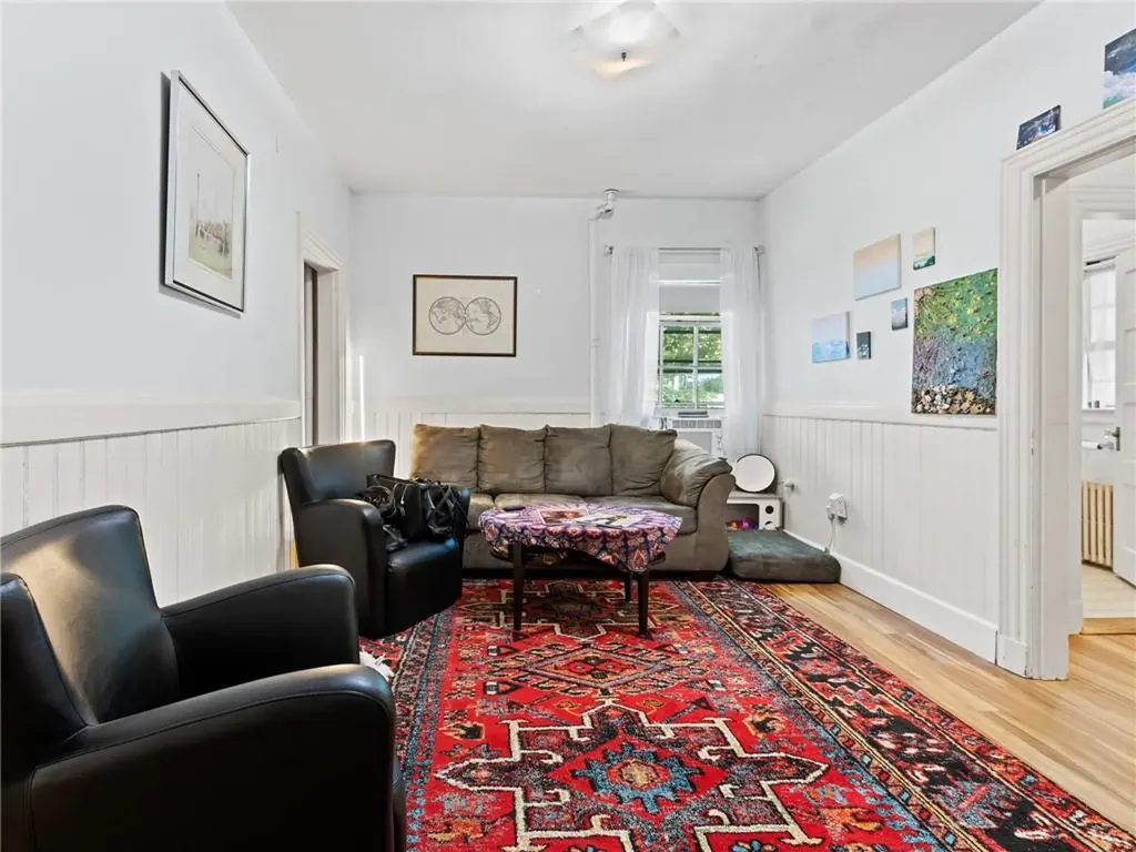 260 Bowen Street Providence RI 02906