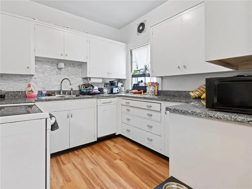 260 Bowen Street Providence RI 02906