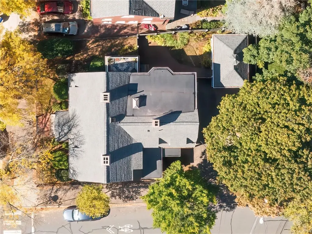 260 Bowen Street Providence RI 02906