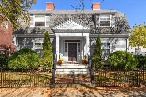 260 Bowen Street Providence RI 02906