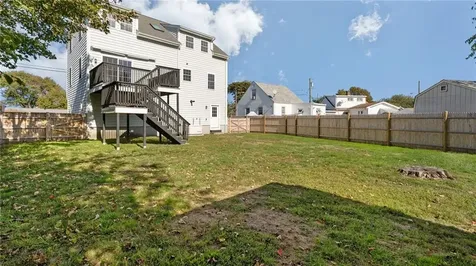 106 Cedar Avenue Portsmouth RI 02871