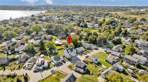 106 Cedar Avenue Portsmouth RI 02871