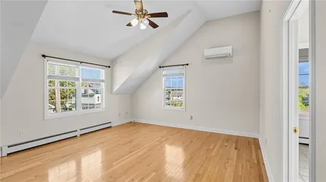 106 Cedar Avenue Portsmouth RI 02871