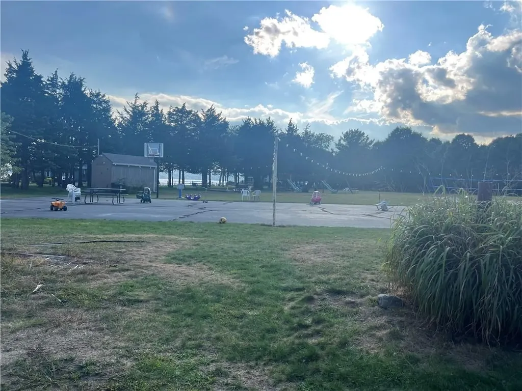 50 Andrew Comstock Road Warwick RI 02886