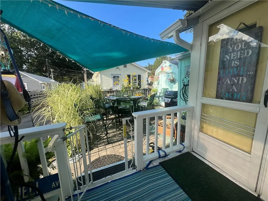 50 Andrew Comstock Road Warwick RI 02886