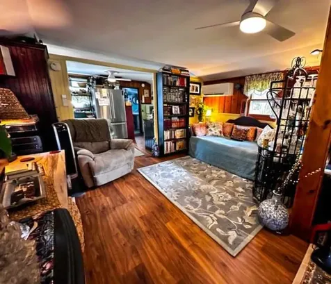 50 Andrew Comstock Road Warwick RI 02886