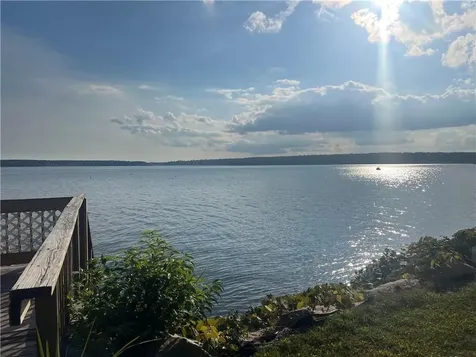 50 Andrew Comstock Road Warwick RI 02886