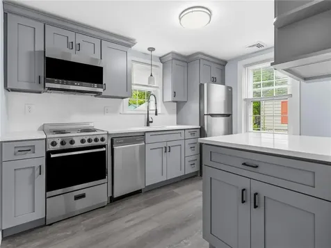 40 Easton Avenue Warwick RI 02888