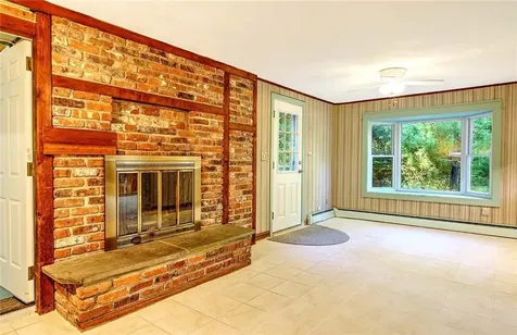 118 Charlotte White Extension Westport MA 02790