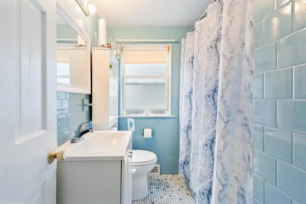 22 Community Drive Cranston RI 02905