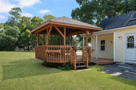 509 School Street North Kingstown RI 02852