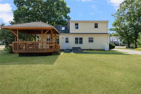 509 School Street North Kingstown RI 02852