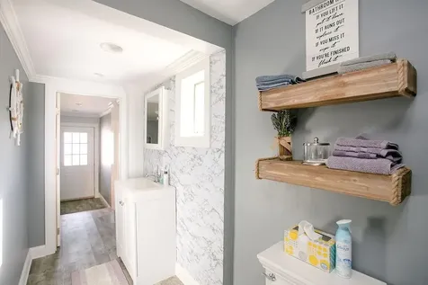 1994 East Main Road Portsmouth RI 02871