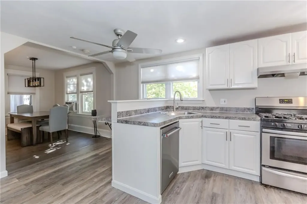 69 Steele Avenue Warwick RI 02889