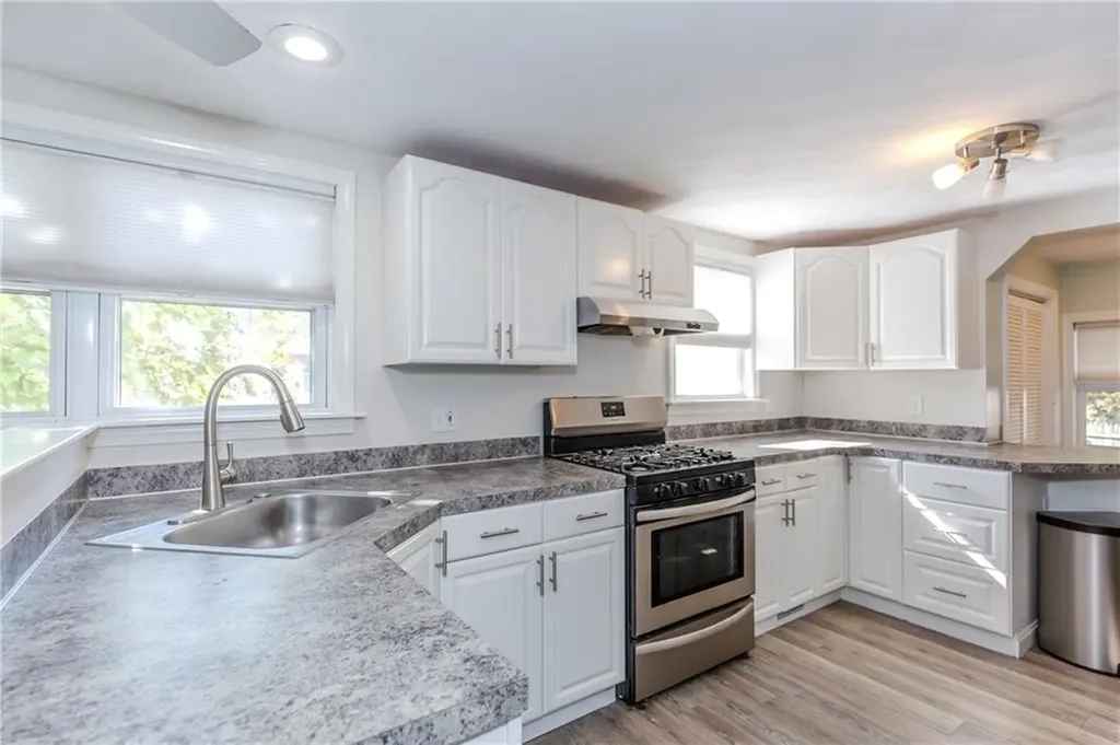 69 Steele Avenue Warwick RI 02889