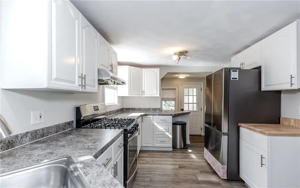 69 Steele Avenue Warwick RI 02889