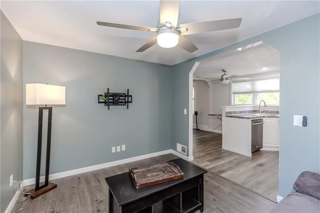 69 Steele Avenue Warwick RI 02889